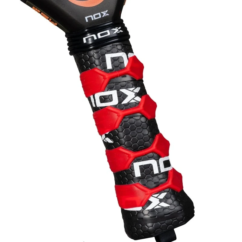 Raquette De Padel Nox AT10 Luxury Genius Attack 12K 2025 11 Raquette De Padel Nox AT10 Luxury Genius Attack 12K 2025 – Image 9